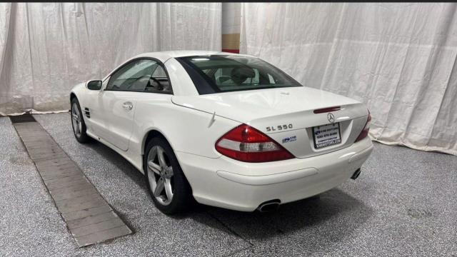 MERCEDES-BENZ SL 550 2007 white roadster gas WDBSK71FX7F129349 photo #4