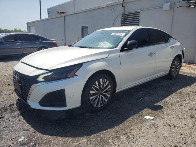 NISSAN ALTIMA SV