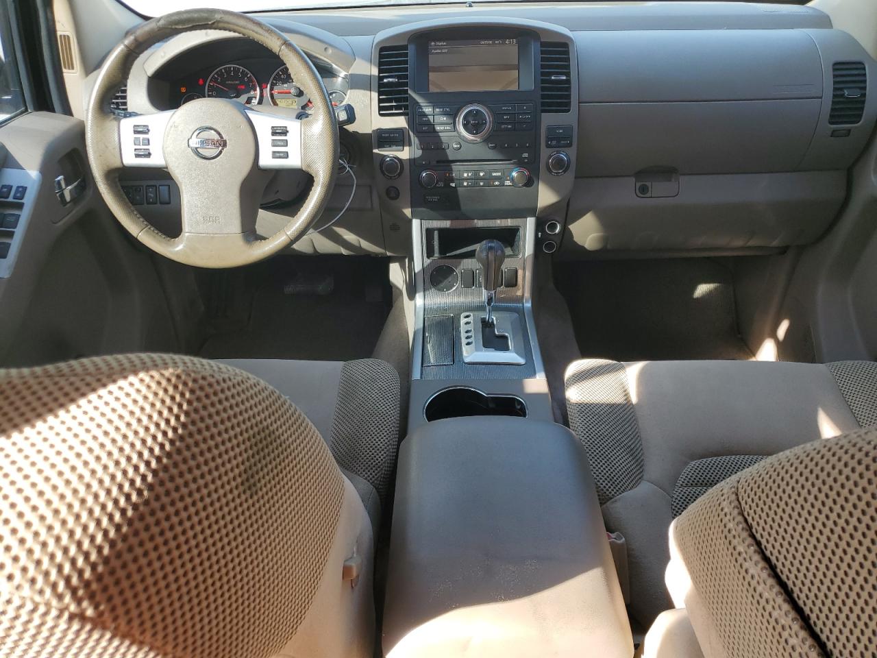 Nissan Pathfinder 2012
