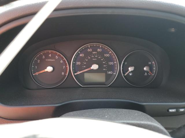 2011 HYUNDAI SANTA FE S - 5XYZHDAGXBG016786