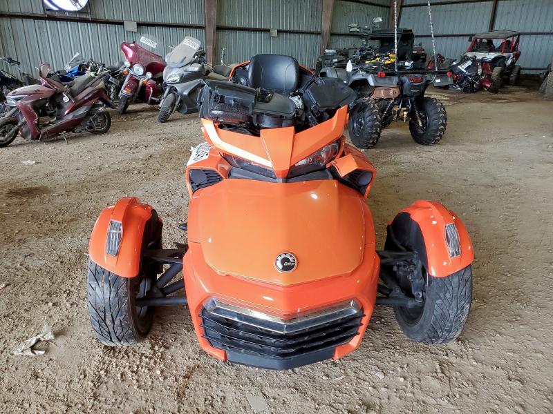 2019 CAN-AM SPYDER ROA 2BXREDD24KV000675