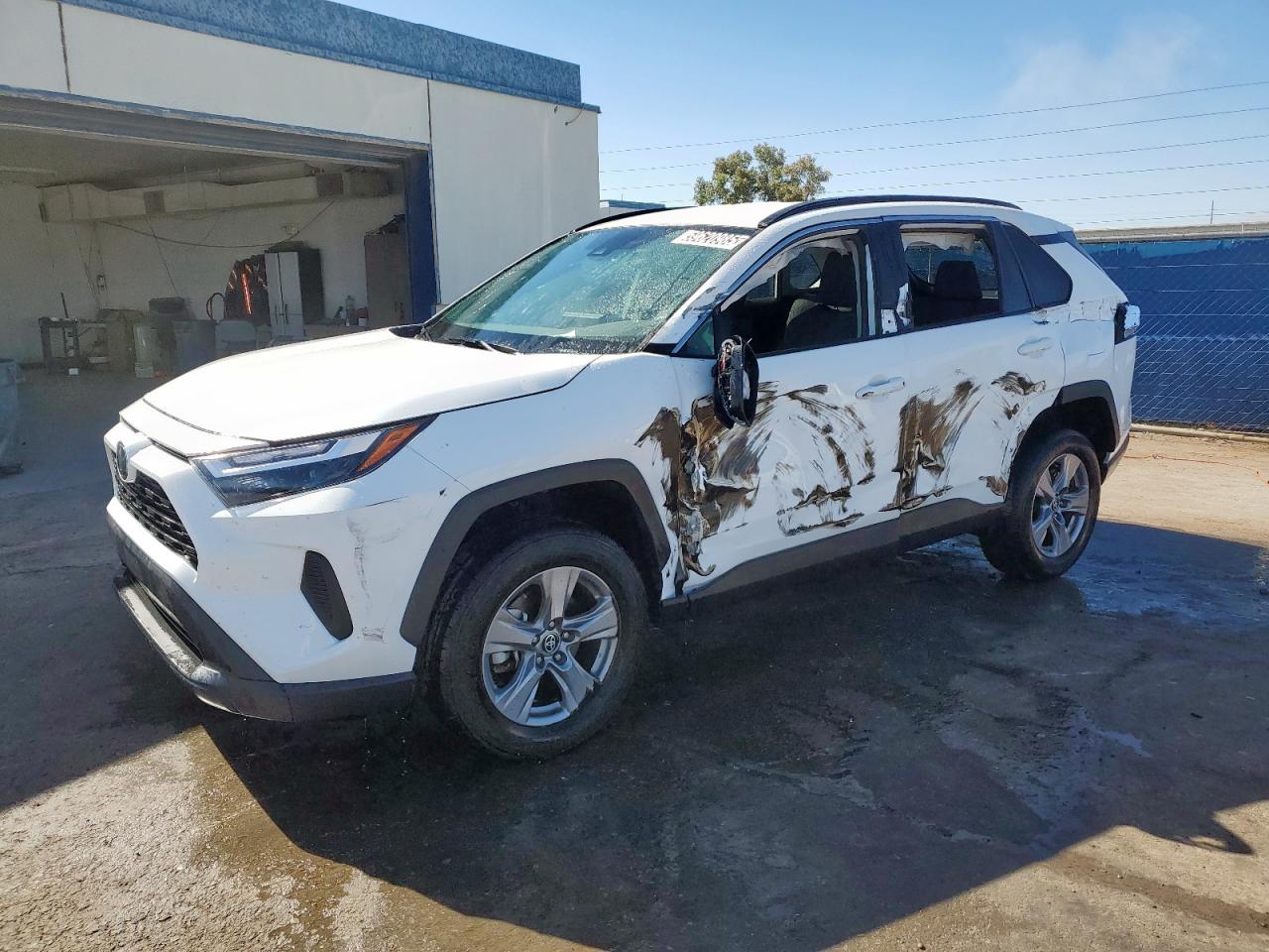 TOYOTA RAV4 XLE