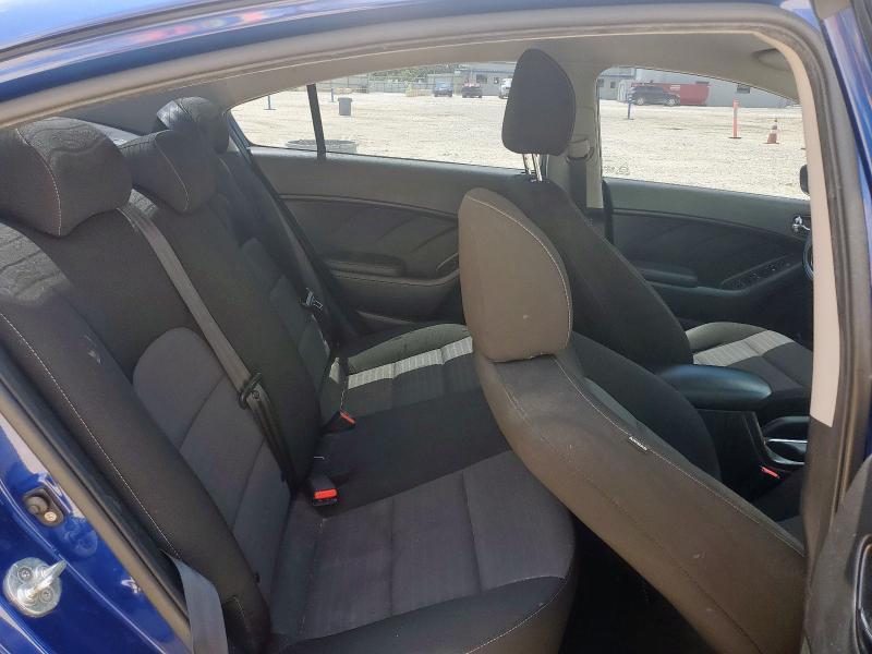 2017 KIA FORTE LX - 3KPFL4A74HE028892