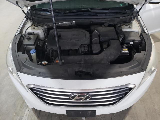 2015 HYUNDAI SONATA SE - 5NPE24AF5FH045425