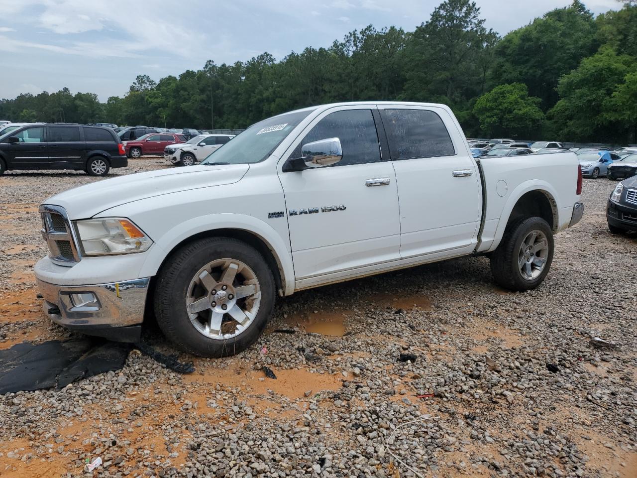 DODGE RAM 1500 LARAMIE