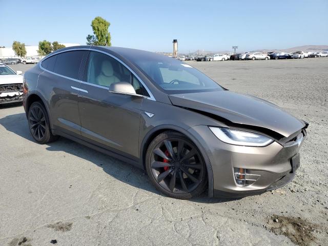 2016 TESLA MODEL X 5YJXCBE44GF006540