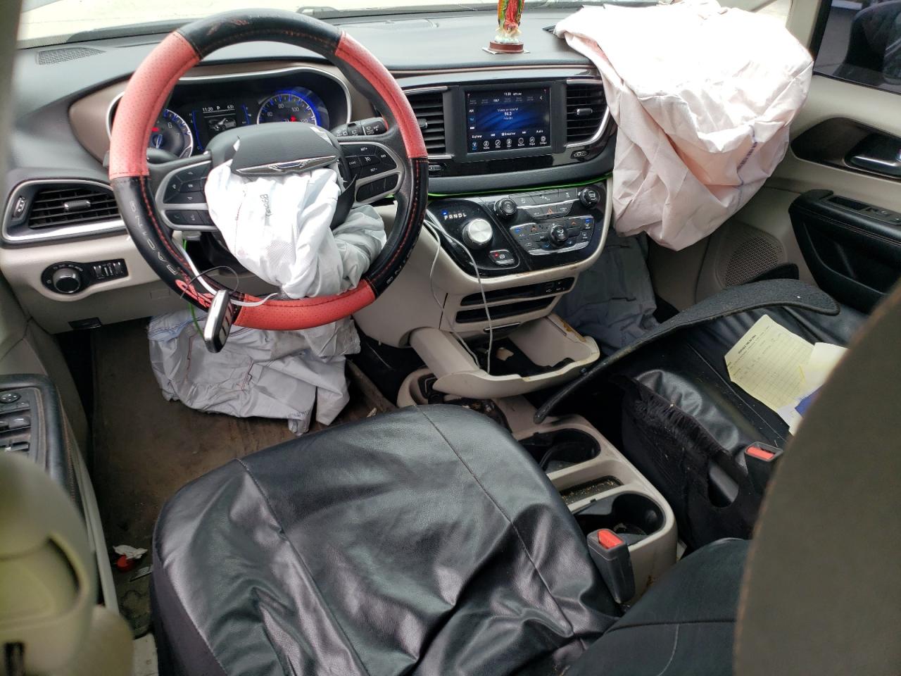 CHRYSLER PACIFICA TOURING