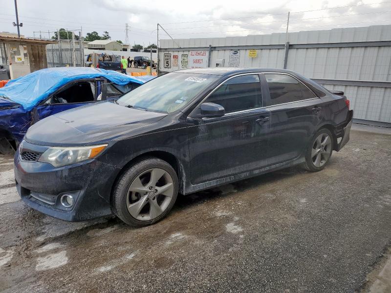 TOYOTA CAMRY BASE