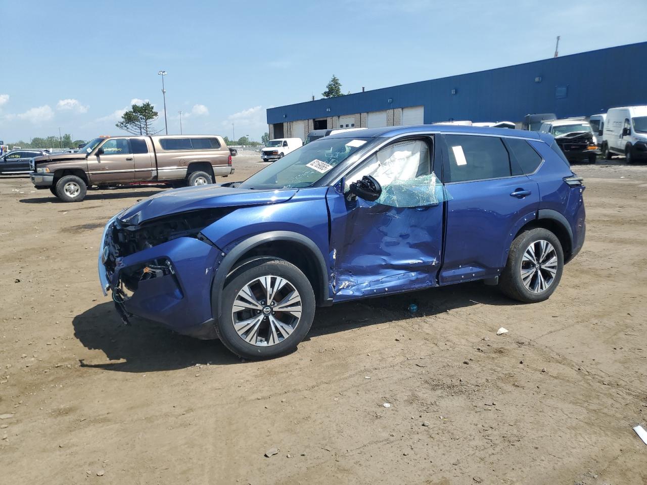 NISSAN ROGUE SV
