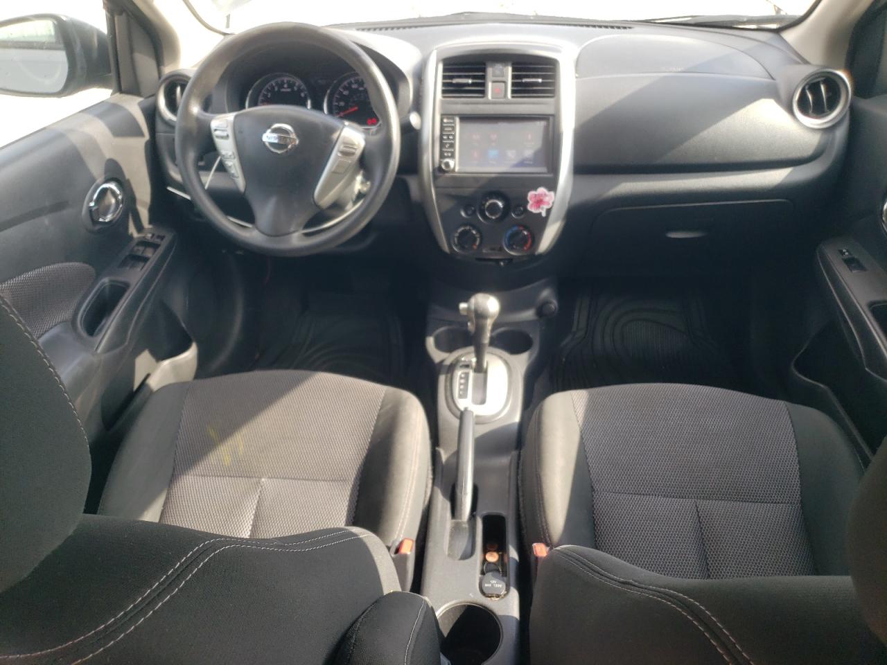 Nissan Versa 2018