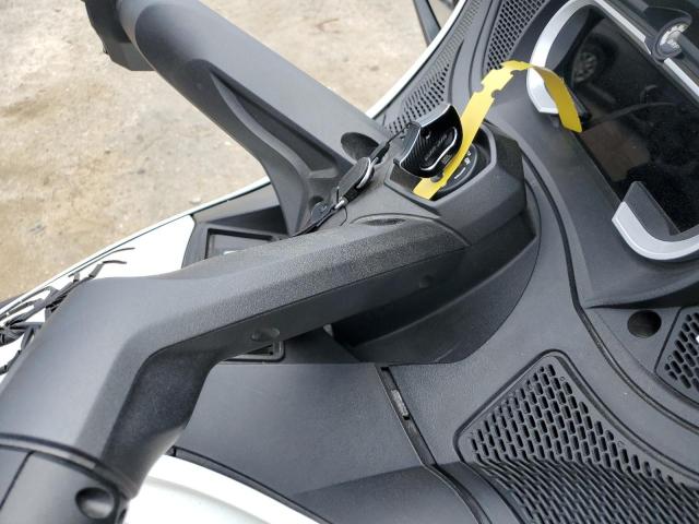 2018 CAN-AM SPYDER ROA 2BXNBDD2XJV004056