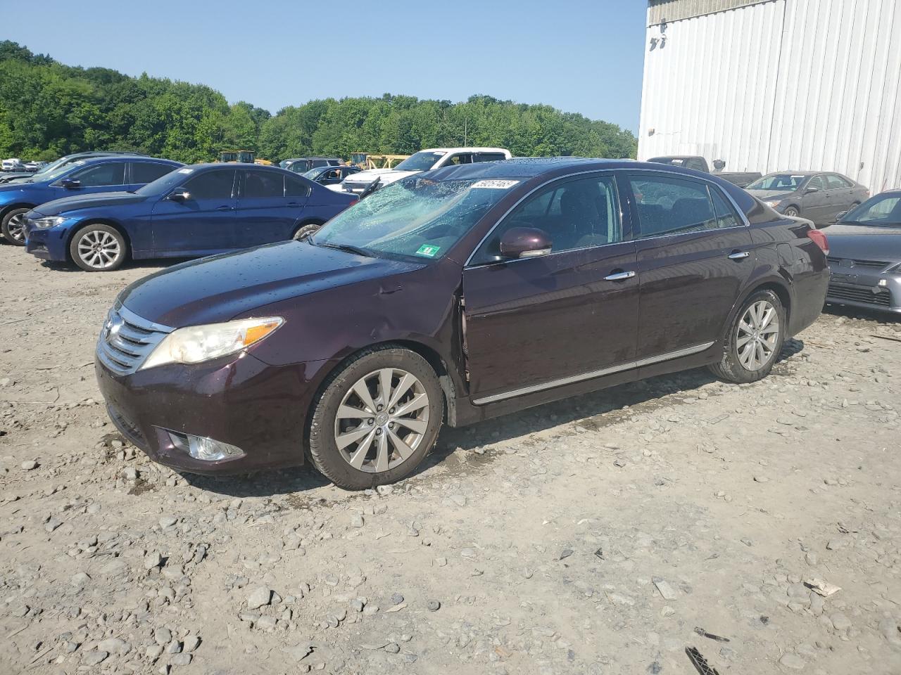 TOYOTA AVALON BASE