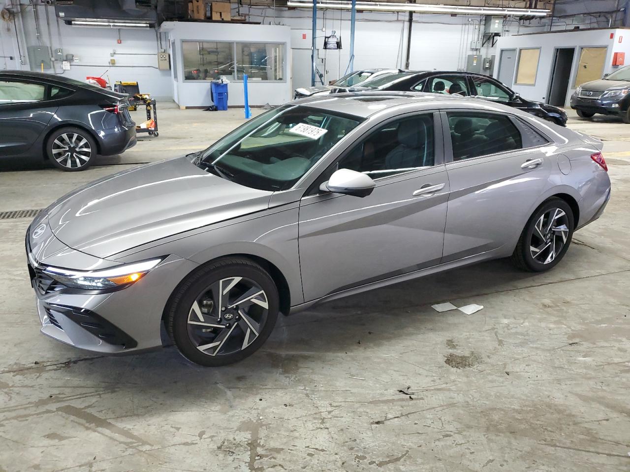 HYUNDAI ELANTRA LIMITED