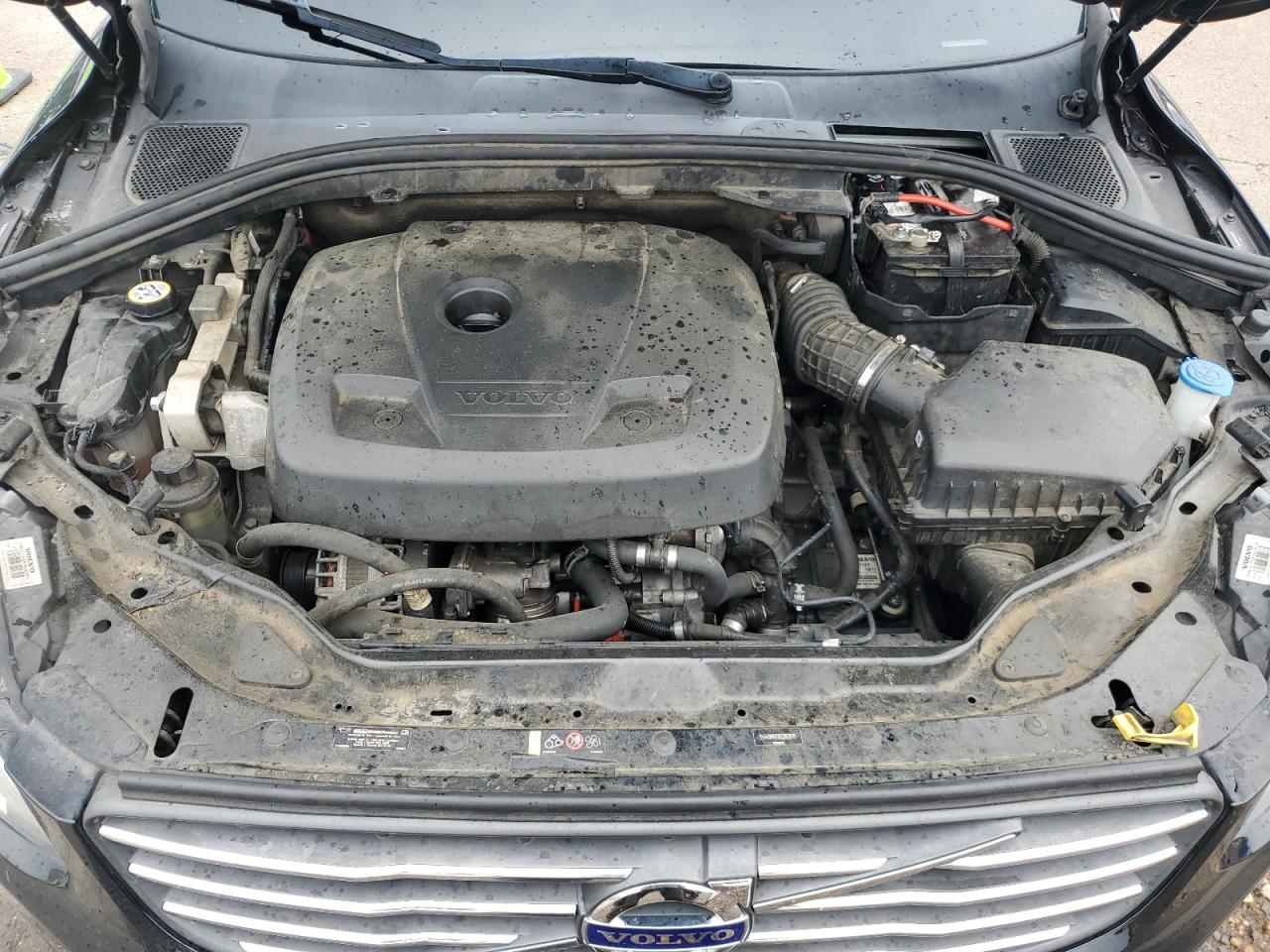 VOLVO XC60 T6 PREMIER