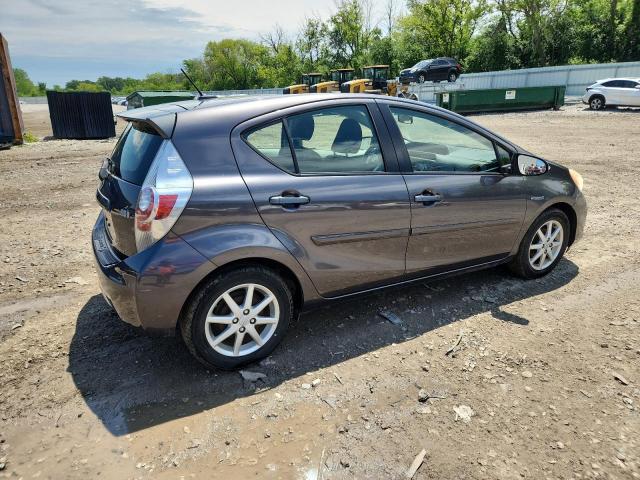 Vin: jtdkdtb37d1041618, lot: 61384485, toyota prius 20133