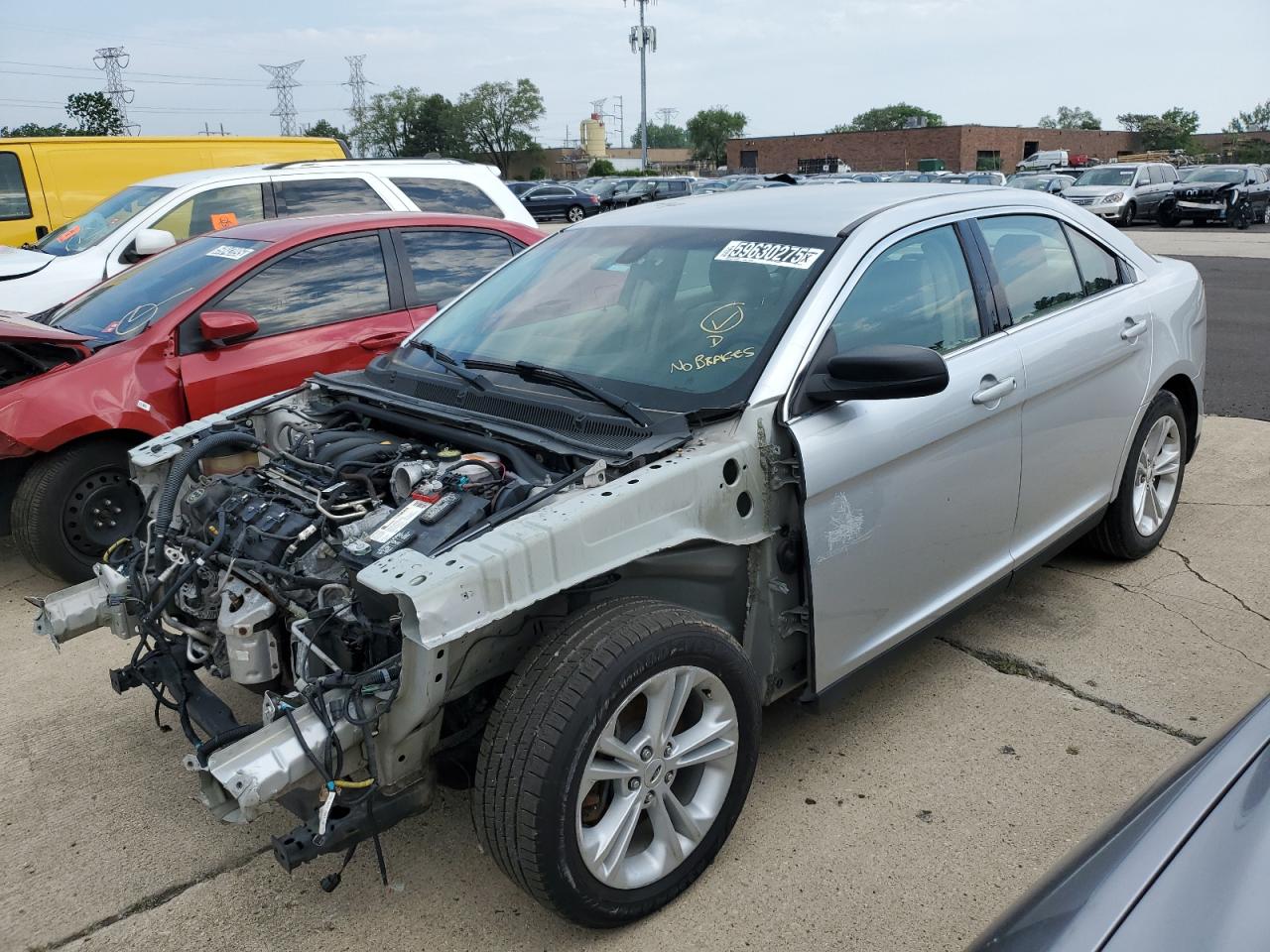 FORD TAURUS SE