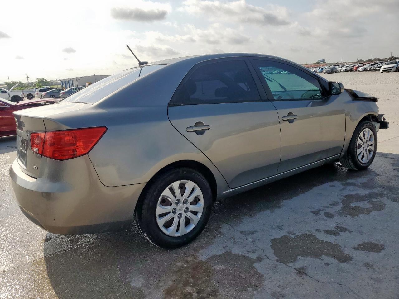 KIA FORTE EX