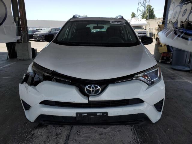 2016 TOYOTA RAV4 LE - JTMZFREV5GJ095061