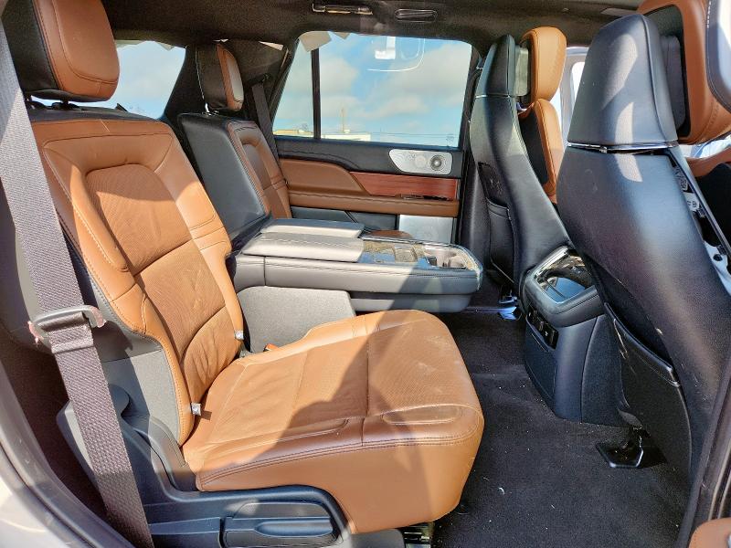 2024 LINCOLN NAVIGATOR - 5LMJJ2LG7REL04196
