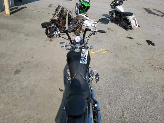 2004 VICTORY MOTORCYCLES VEGAS 5VPGB16D343001075