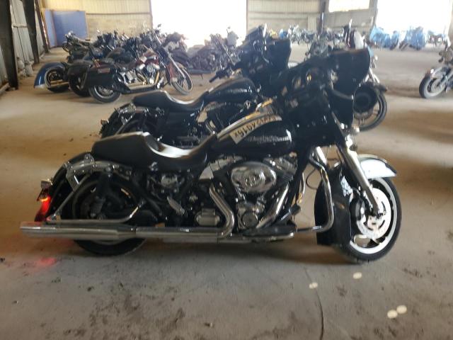 HARLEY-DAVIDSON FLHX STREE