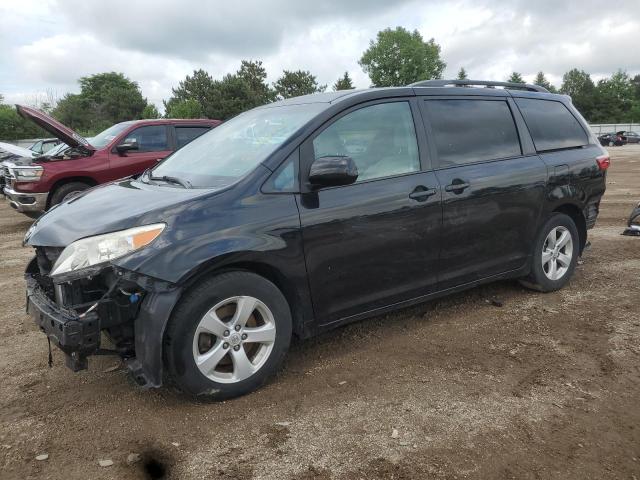 TOYOTA SIENNA LE