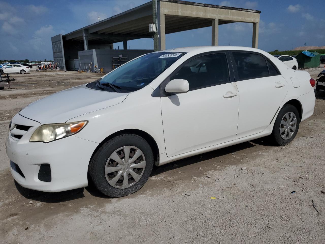 TOYOTA COROLLA BASE