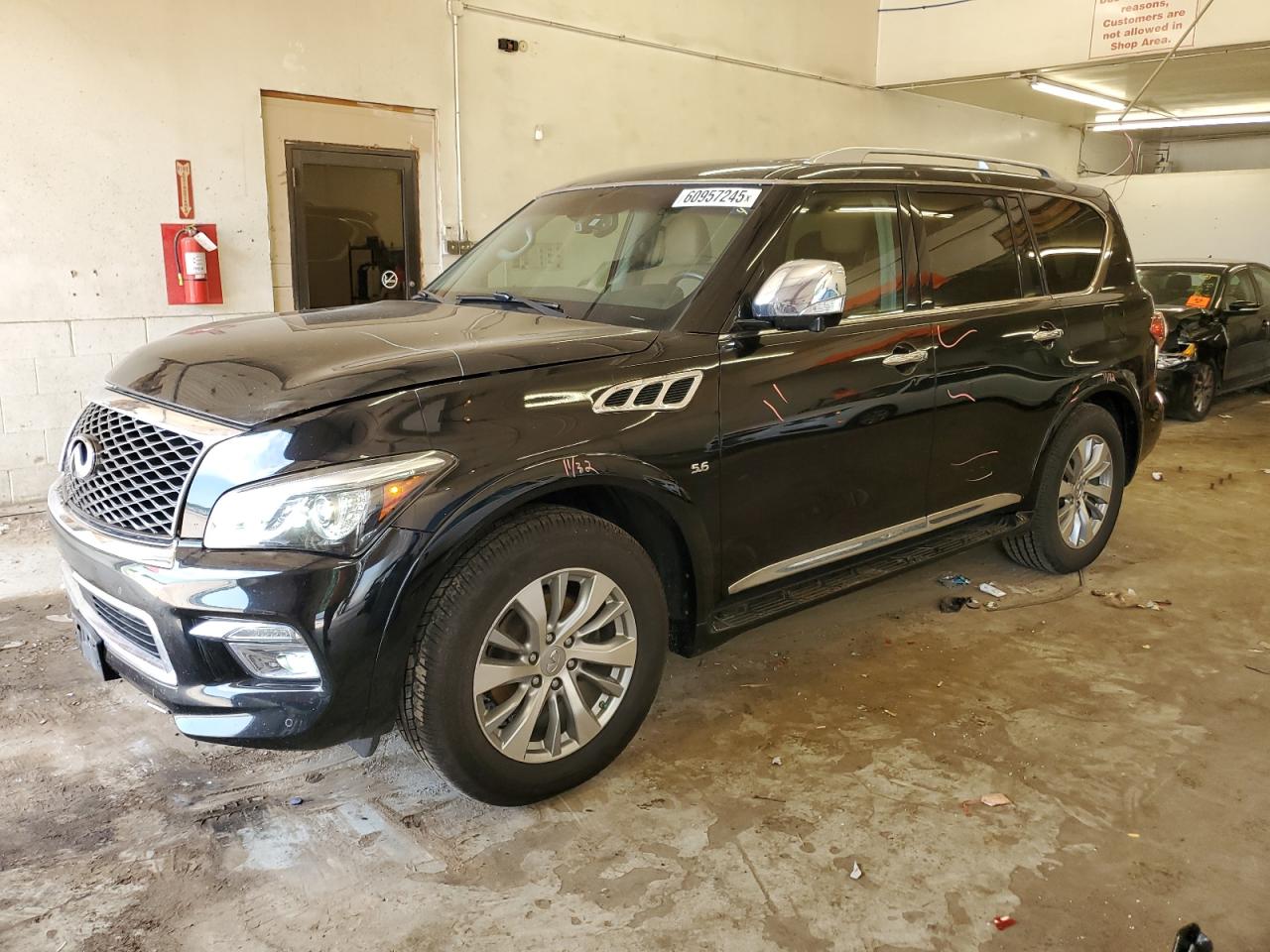 INFINITI QX80