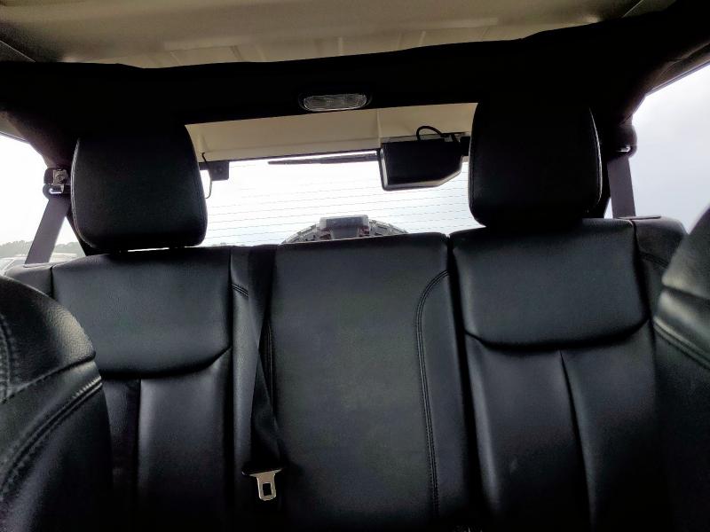2017 JEEP WRANGLER U 1C4BJWEGXHL620007