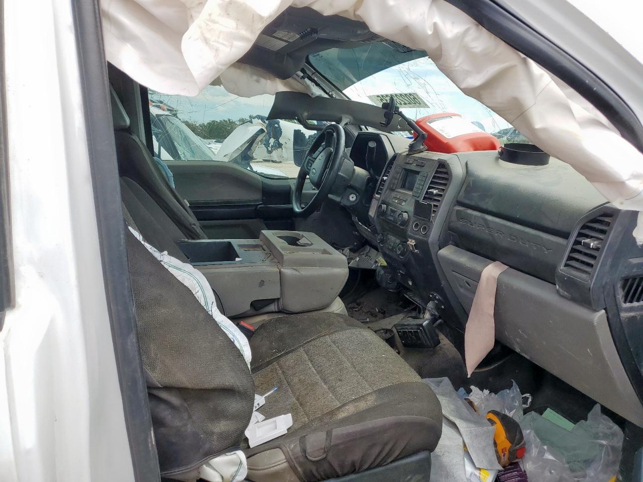 FORD F-550 SUPER DUTY