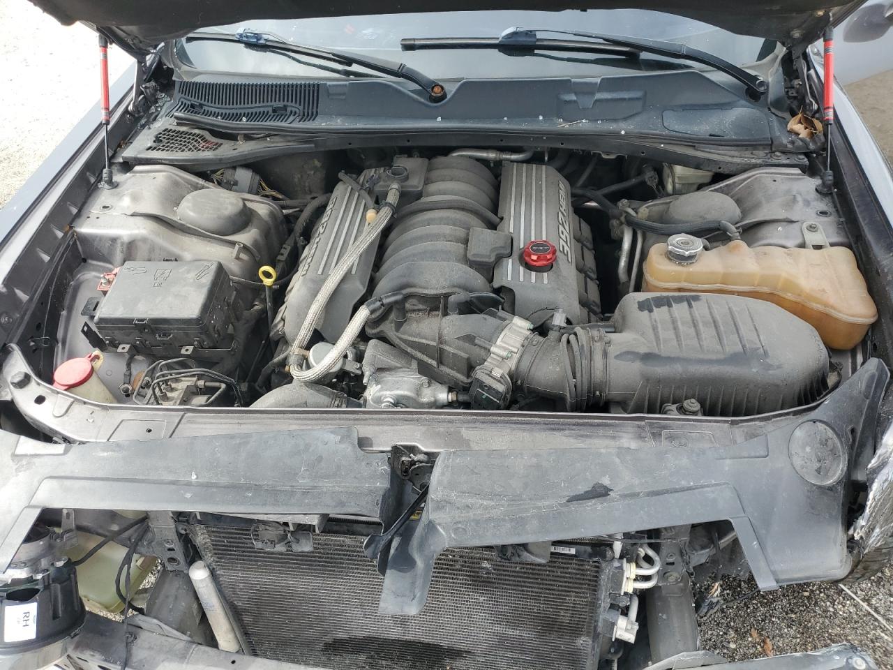 DODGE CHALLENGER SRT 392