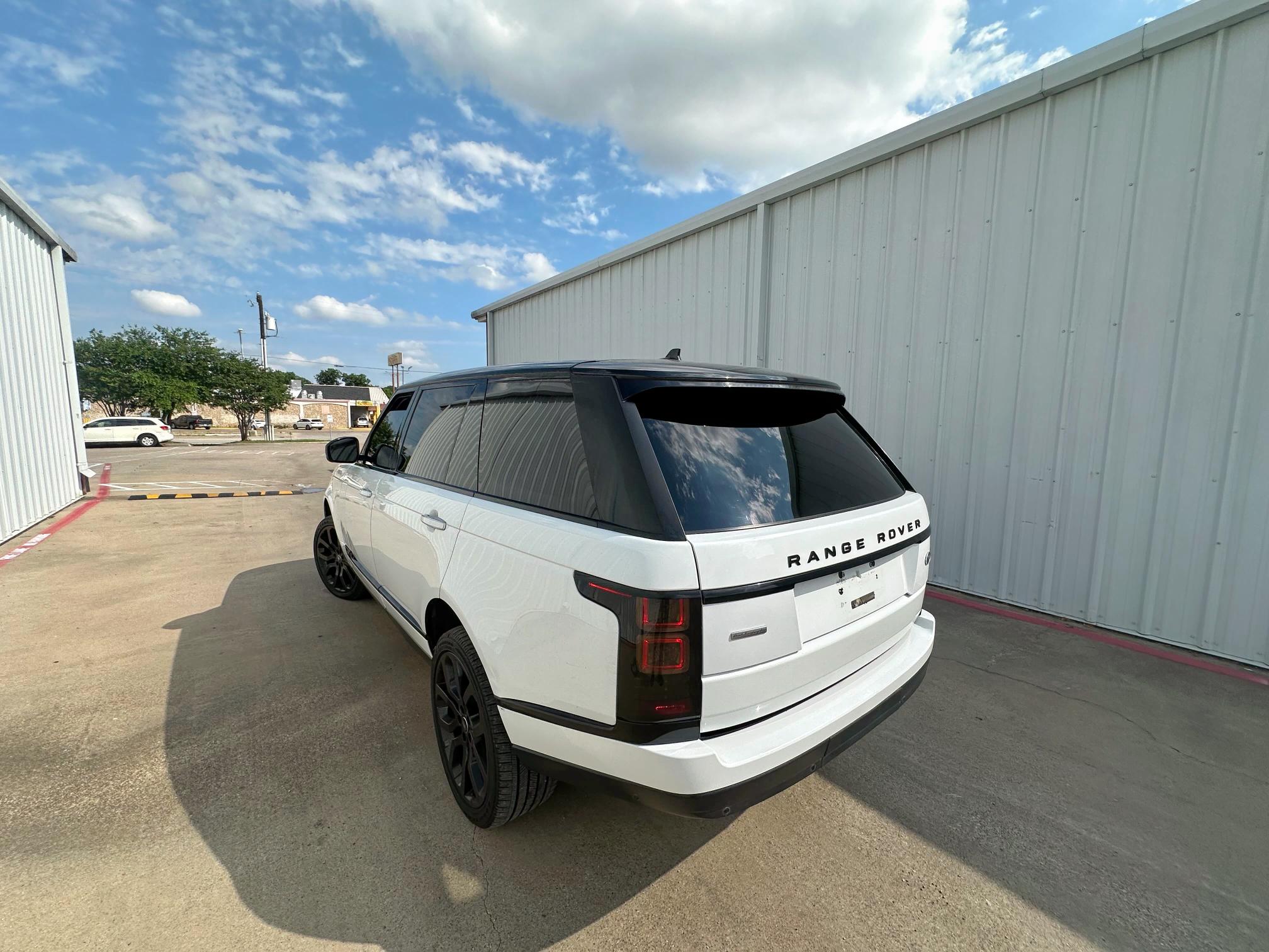 Vin: salgv3tf2fa223511, lot: 61275835, land rover rangerover autobiography 20153