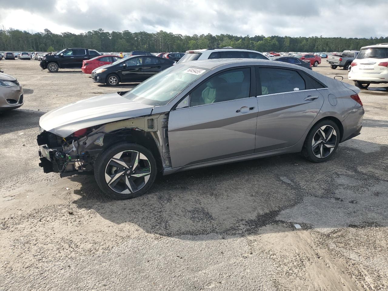 HYUNDAI ELANTRA LIMITED