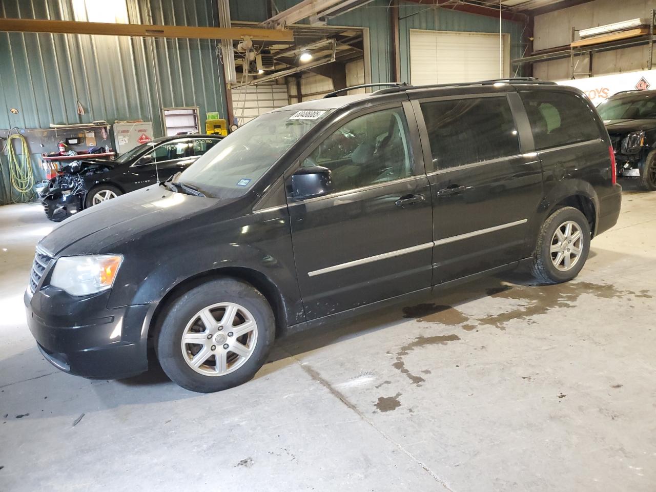 CHRYSLER TOWN & COUNTRY TOURING