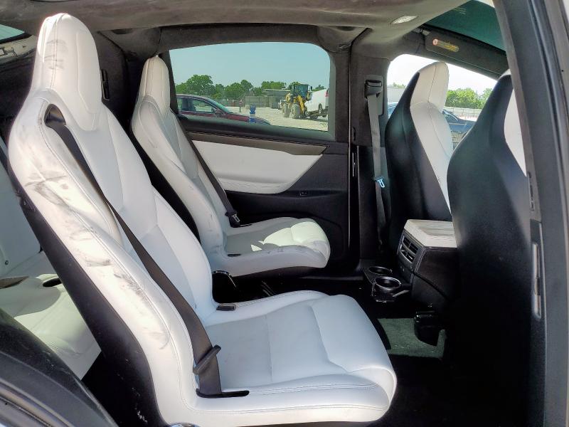 2018 TESLA MODEL X 5YJXCBE20JF103675
