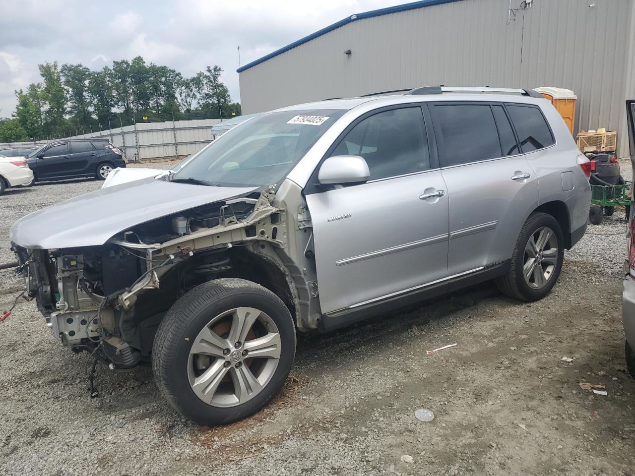 TOYOTA HIGHLANDER LIMITED