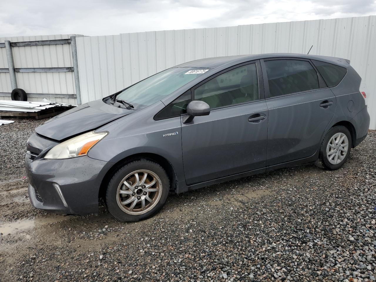 TOYOTA PRIUS V