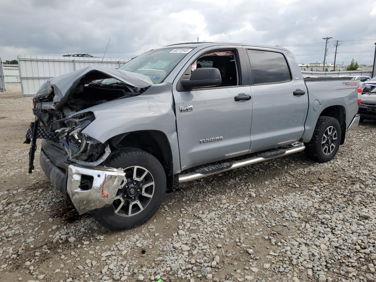 TOYOTA TUNDRA CREWMAX SR5