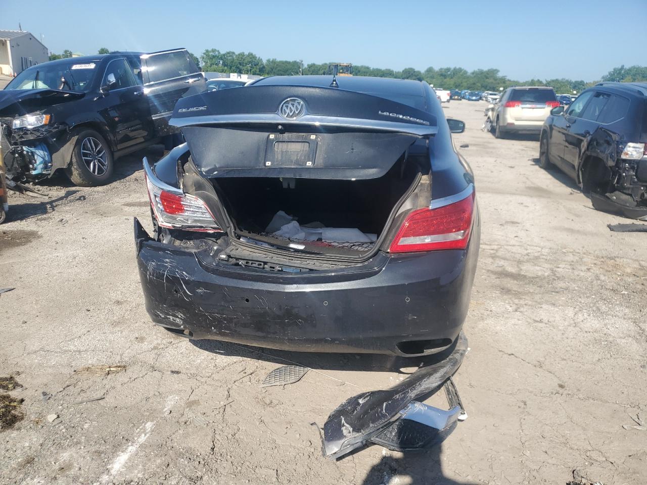 BUICK LACROSSE PREMIUM