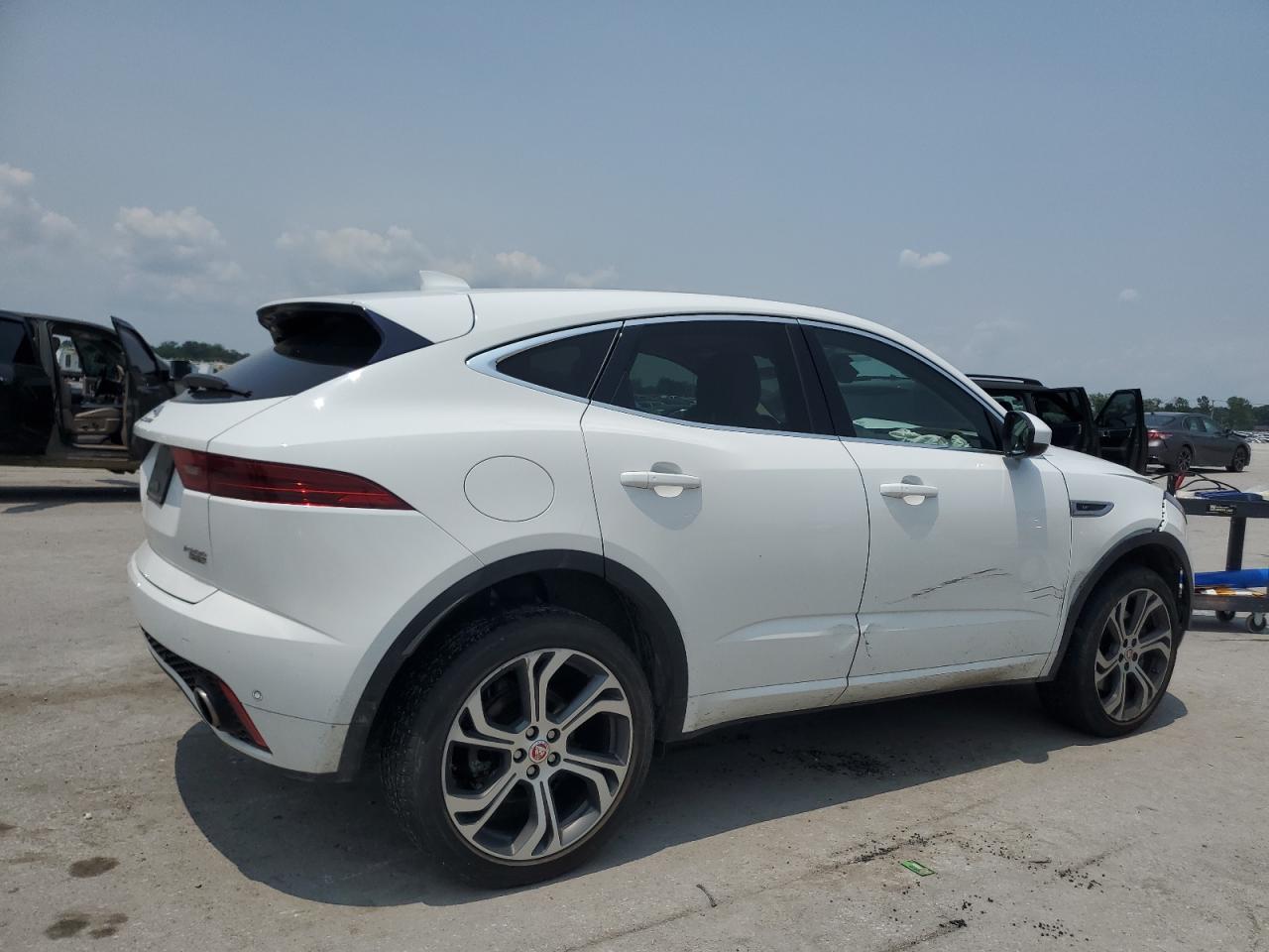 JAGUAR E-TYPE R-DYNAMIC SE