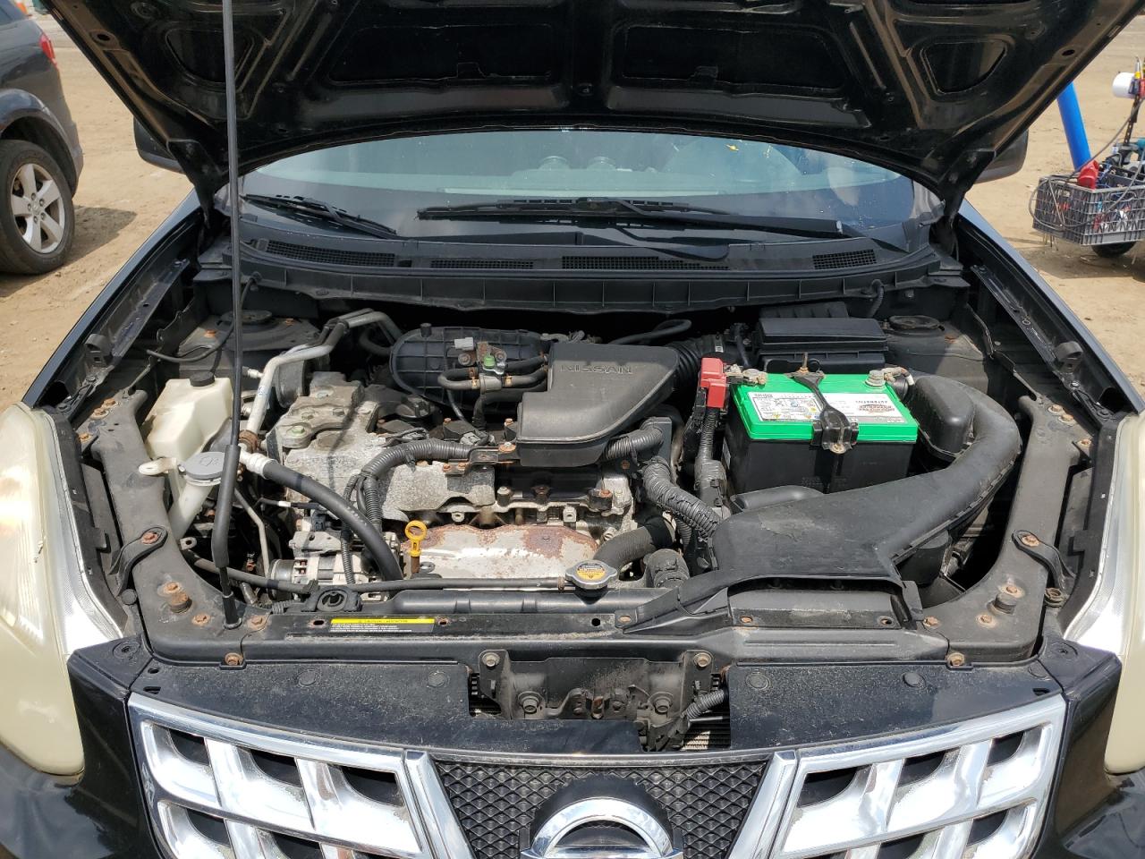 Nissan Rogue s 2012