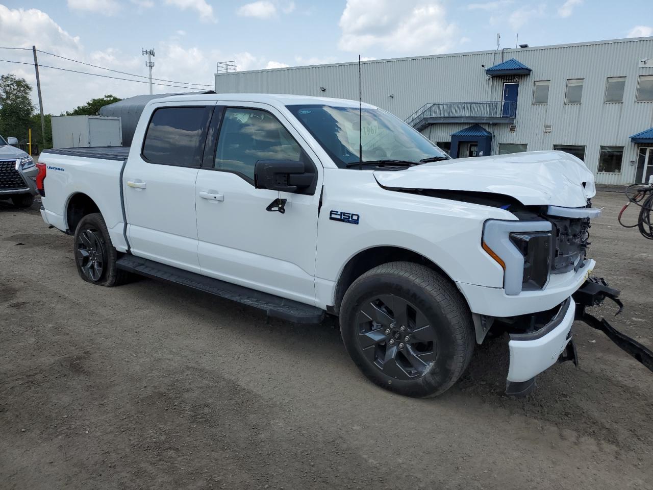 FORD F-150 LIGHTNING XLT