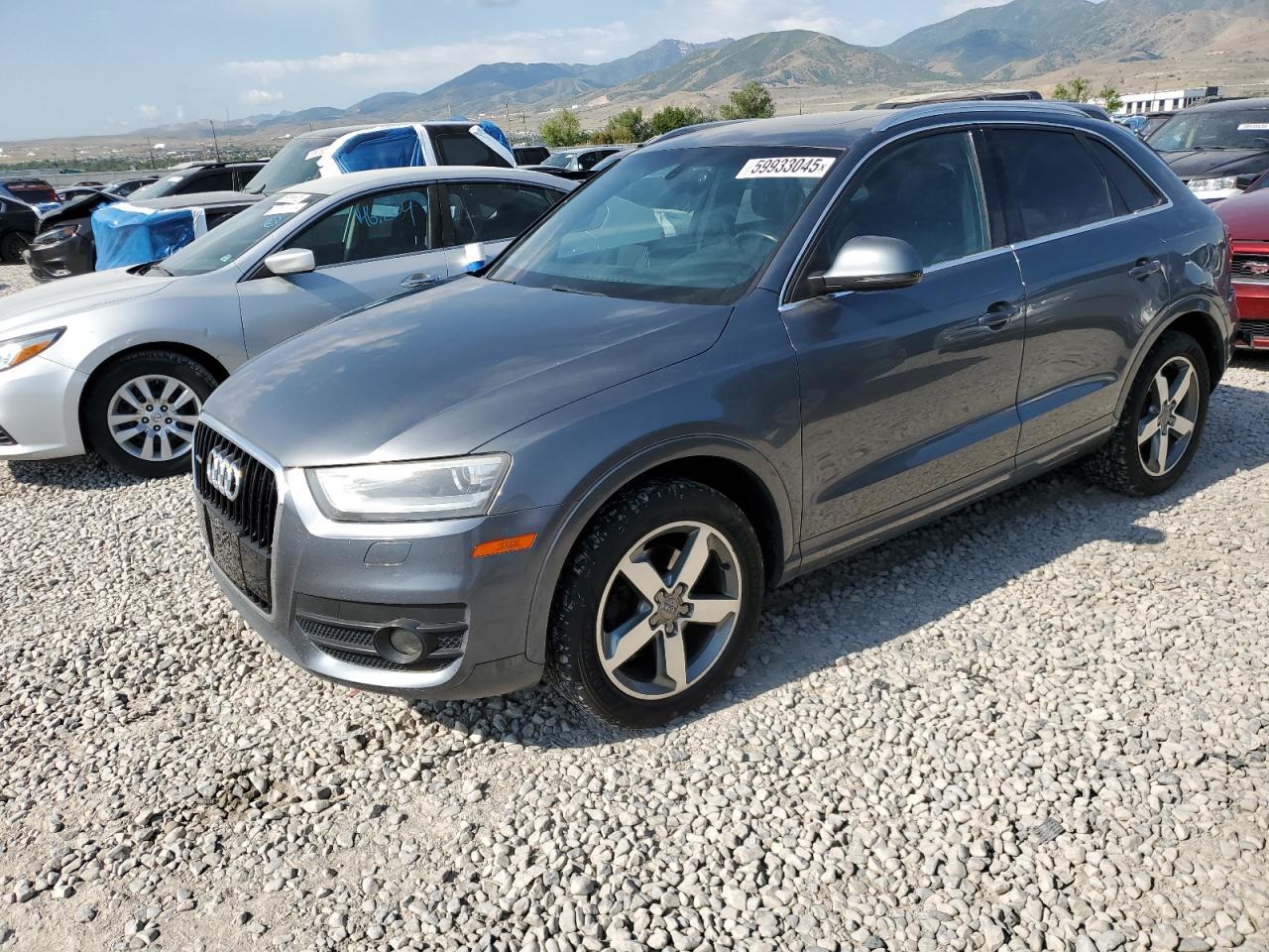 AUDI Q3 PREMIUM PLUS