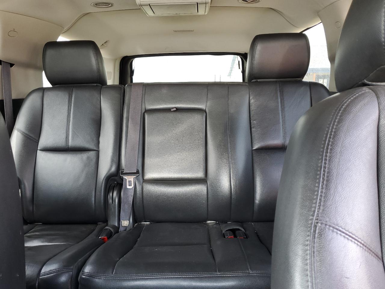 CHEVROLET SUBURBAN K1500 LT