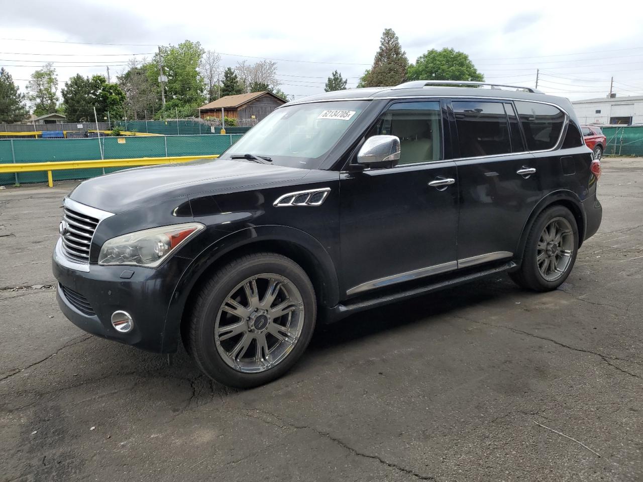 INFINITI QX56