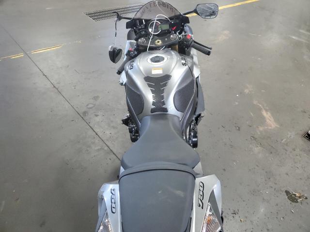 2021 SUZUKI GSX-R750 JS1GR7MA5M7100506