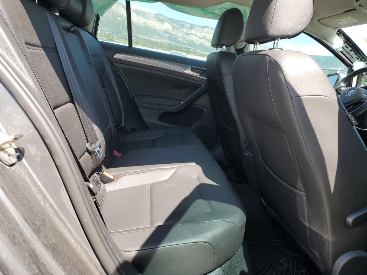 VOLKSWAGEN GOLF ALLTRACK S