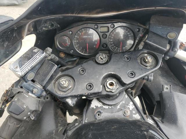 2005 SUZUKI GSX1300 RK JS1GW71A052100439