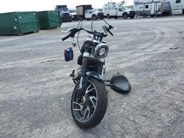 2019 HARLEY-DAVIDSON FLSB 1HD1YMJ28KB021575