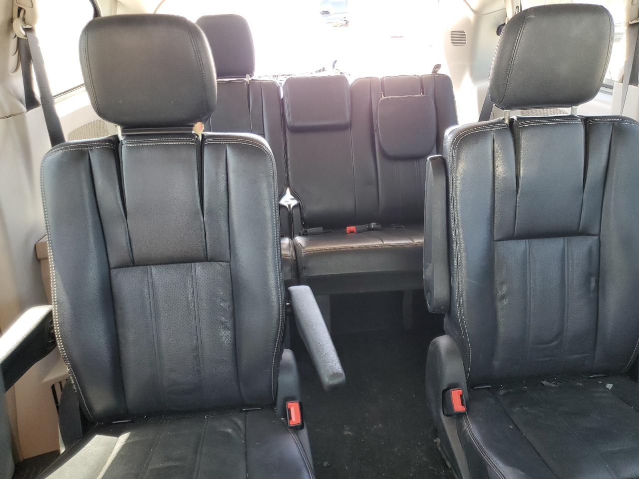 CHRYSLER TOWN & COUNTRY TOURING